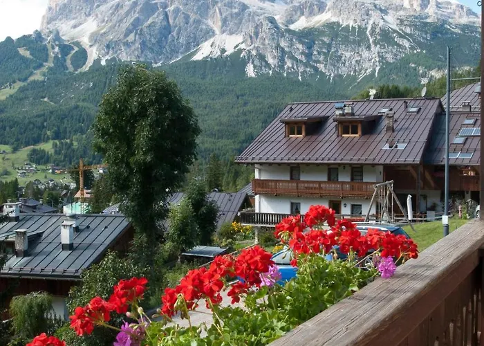 アパート Classy Typical In Alvera' コルティーナ・ダンペッツォ